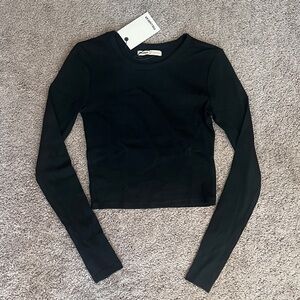 Pull&Bear Black Long Sleeve Crop Shirt